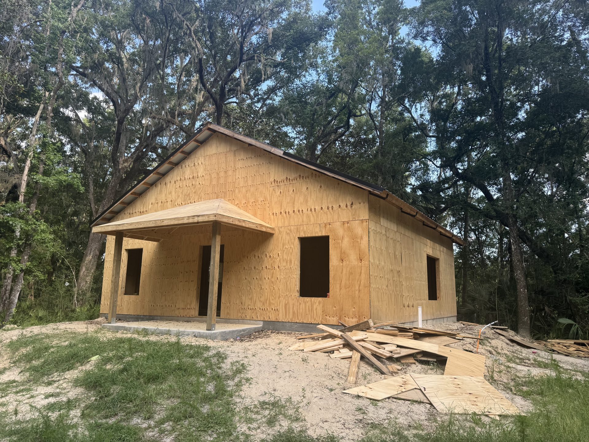 Pole barn structure framing during active construction
